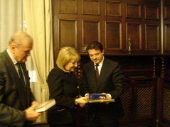 19 December 2011 National Assembly Speaker Prof. Dr Slavica Djukic Dejanovic with the Romanian delegation